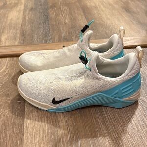 Nike White and Teal Athletic Shoes
